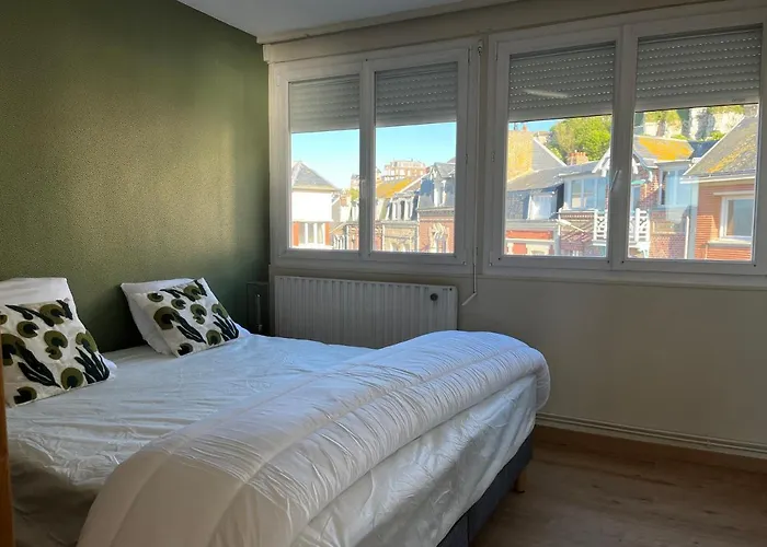 Le Phare, Grand Appartement Face Mer